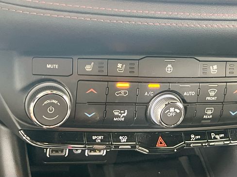 Used 2023 Dodge Durango R/T AWD/4WD image 20