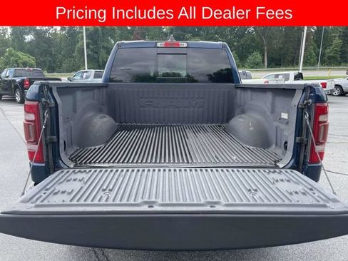 Used 2019 RAM 1500 Laramie AWD/4WD image 15