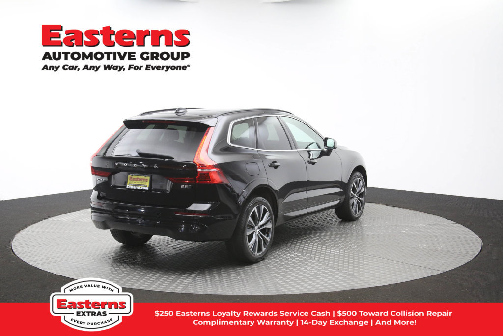 Used 2022 Volvo XC60 B5 Momentum w/ Climate Package AWD/4WD image 42