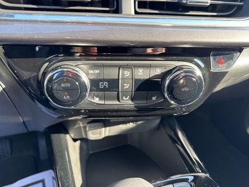 New 2026 Chevrolet Trax ACTIV w/ Driver Confidence Package FWD image 22