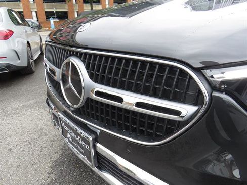 Used 2026 Mercedes-Benz GLC 300 4MATIC image 25