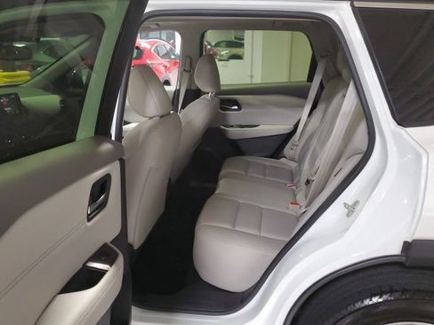 Used 2023 Nissan Rogue SL AWD/4WD image 21