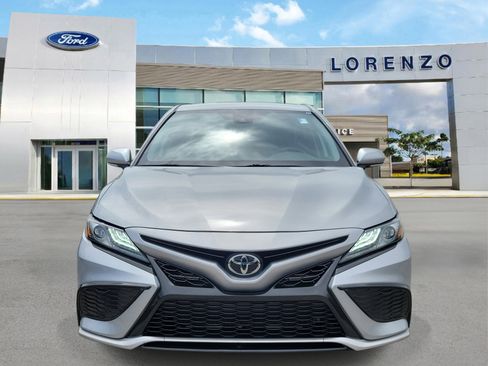 Used 2023 Toyota Camry XSE FWD image 2