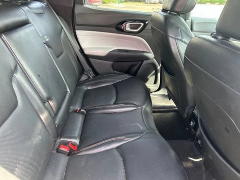 Used 2023 Jeep Compass Limited AWD/4WD image 8