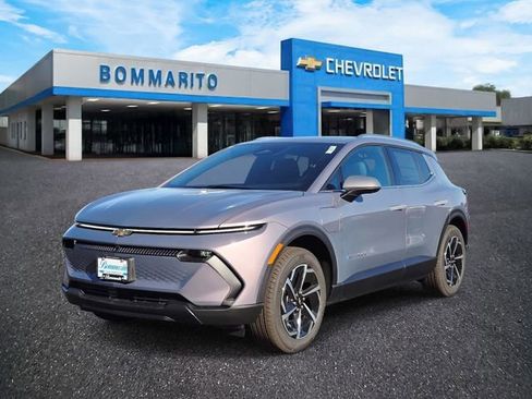 New 2026 Chevrolet Equinox EV LT image 1