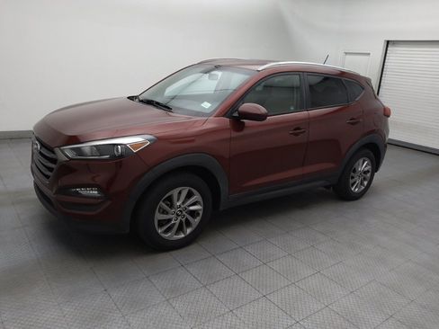 Used 2016 Hyundai Tucson SE w/ Option Group 02 AWD/4WD image 2