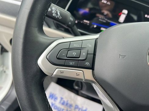 Used 2023 Volkswagen Jetta SE image 14