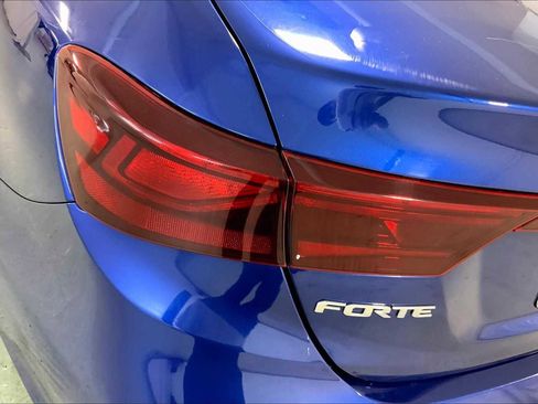 Used 2019 Kia Forte LXS image 28