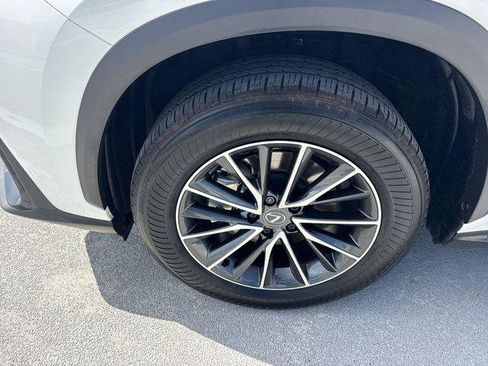 Certified 2025 Lexus NX 250 FWD w/ Accessory Package (Z2) image 10