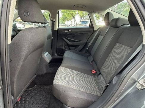 Used 2021 Volkswagen Jetta S FWD image 34