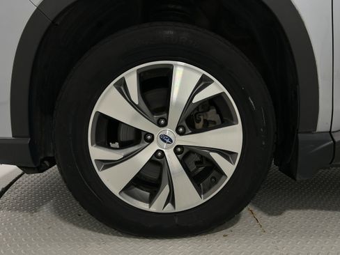 Used 2021 Subaru Ascent Premium w/ Convenience Package image 40