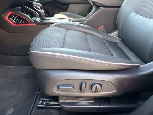 Used 2023 Chevrolet TrailBlazer RS image 18