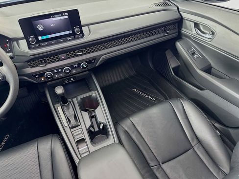 Used 2024 Honda Accord EX image 28