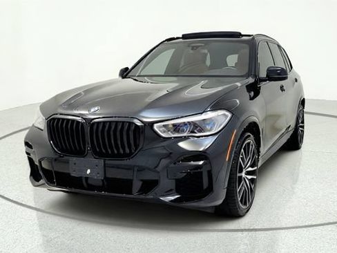 Used 2022 BMW X5 sDrive40i w/ M Sport Package RWD image 3
