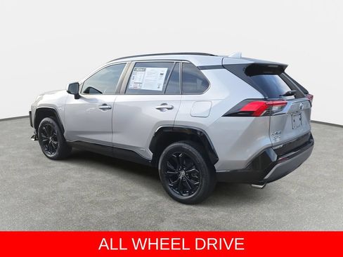 Used 2023 Toyota RAV4 SE w/ Convenience Package AWD/4WD image 7