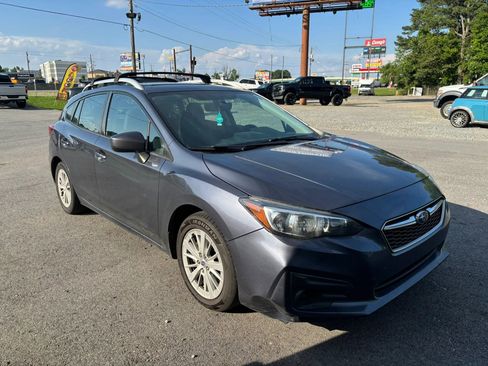 Used 2017 Subaru Impreza 2.0i Premium AWD/4WD image 5