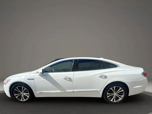 Used 2017 Buick LaCrosse Preferred image 9