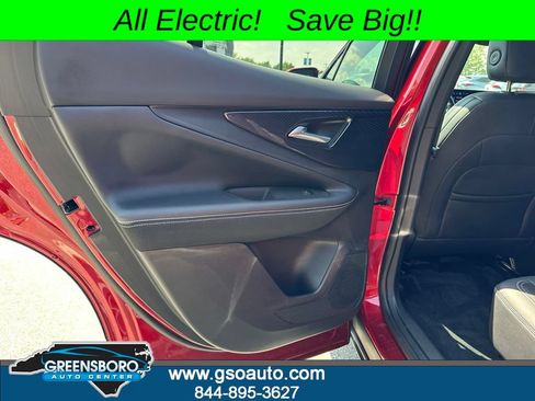 Used 2024 Chevrolet Blazer EV LT AWD/4WD image 22