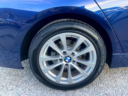 Used 2018 BMW 320i xDrive Sedan image 27
