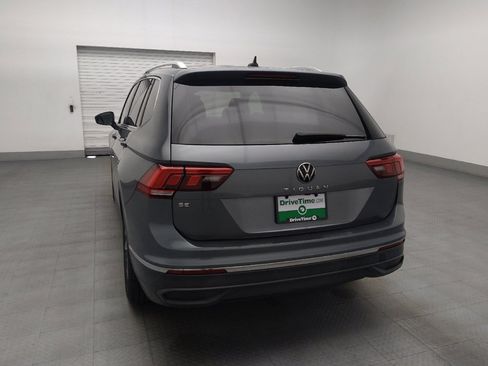 Used 2022 Volkswagen Tiguan SE FWD image 6