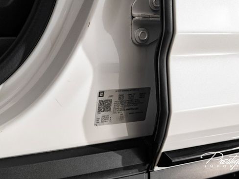 Used 2021 Cadillac Escalade Sport w/ Driver Assist Tech Package image 56