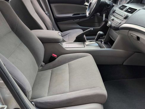 Used 2011 Honda Accord LX image 19