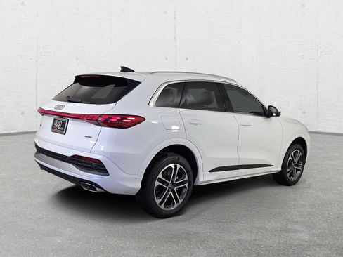 New 2026 Audi Q5 Premium AWD/4WD image 6