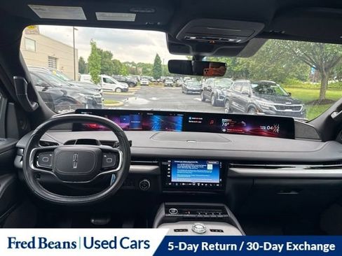 Used 2025 Lincoln Navigator Reserve w/ Jet Appearance Package AWD/4WD image 16