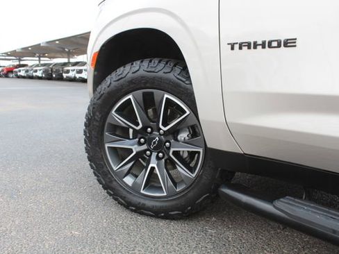 Used 2024 Chevrolet Tahoe Z71 w/ Luxury Package image 12