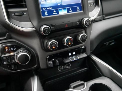 Used 2022 RAM 1500 Big Horn image 30