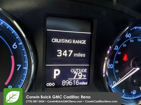 Used 2018 Toyota Corolla LE FWD image 22