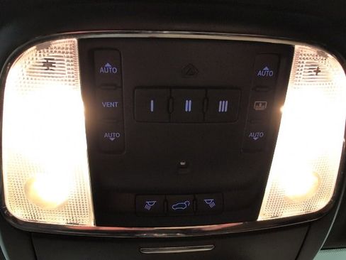 Used 2017 Jeep Grand Cherokee Summit image 28