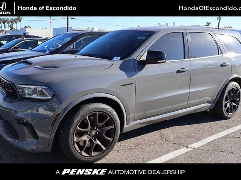 Used 2022 Dodge Durango R/T w/ Tow 'N Go Package image 1