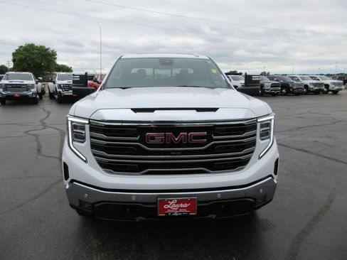Certified 2026 GMC Sierra 1500 SLT w/ SLT Premium Plus Package AWD/4WD image 13
