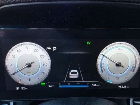 Used 2022 Hyundai Elantra Limited FWD image 26