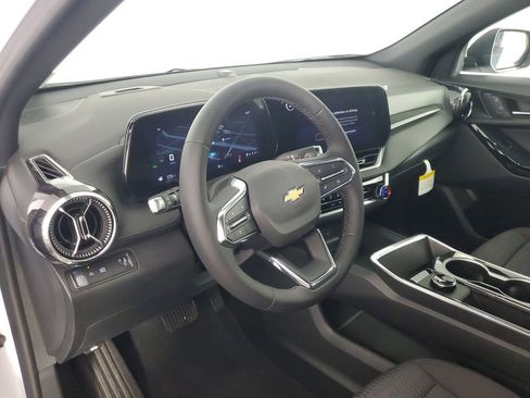 New 2026 Chevrolet Equinox LT image 11