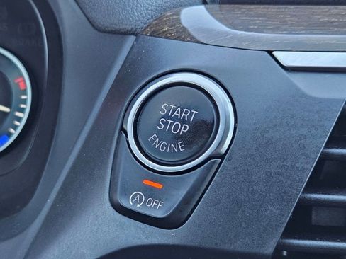 Used 2018 BMW X3 M40i image 17