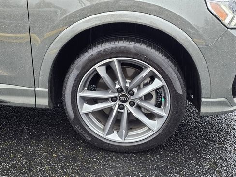 Used 2023 Audi Q3 2.0T Premium Plus image 9