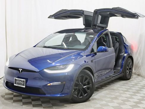 Used 2022 Tesla Model X image 7