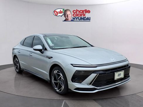 New 2025 Hyundai Sonata SEL image 7