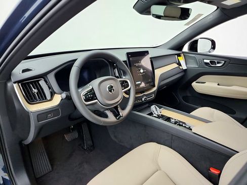 New 2026 Volvo XC60 B5 Plus w/ Climate Package AWD/4WD image 20