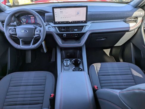 New 2026 Ford Explorer ST-Line w/ ST-Line Street Pack AWD/4WD image 9