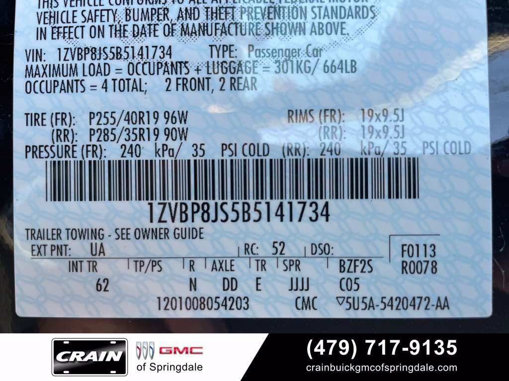 Used 2011 Ford Mustang Shelby GT500 w/ Electronics Pkg RWD image 30