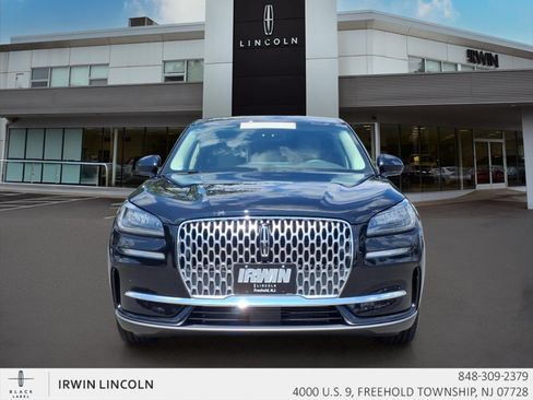 Certified 2023 Lincoln Corsair AWD image 3