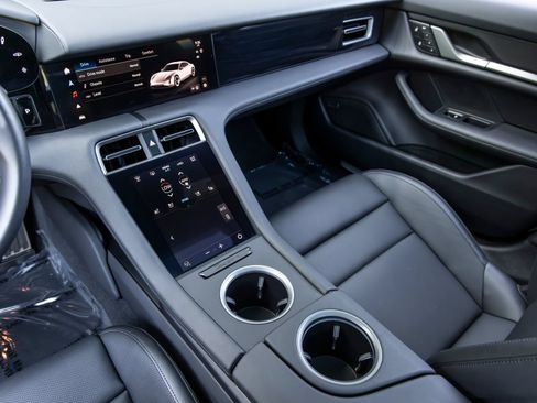 Certified 2025 Porsche Taycan RWD image 42