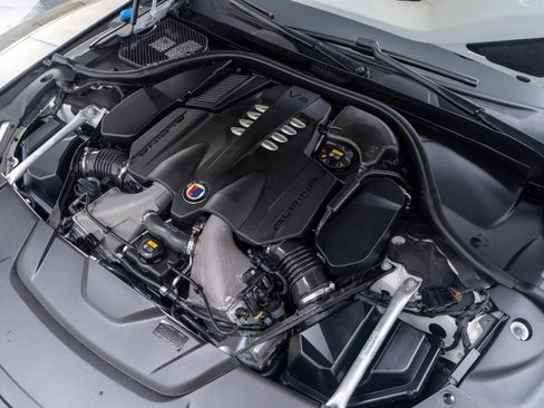 Used 2022 BMW ALPINA B7 xDrive w/ Luxury Rear Seating Package image 50
