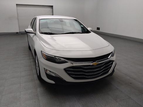 Used 2021 Chevrolet Malibu LT FWD image 13