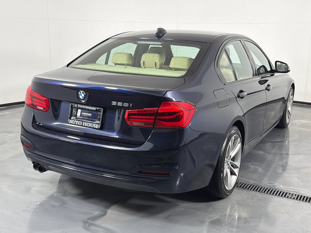 Used 2016 BMW 328i Sedan w/ Driver Assistance Package RWD image 5