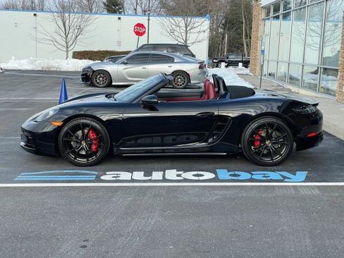 Used 2018 Porsche 718 Boxster GTS image 16