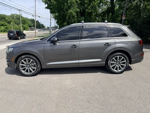 Used 2018 Audi Q7 3.0T Prestige AWD/4WD image 8